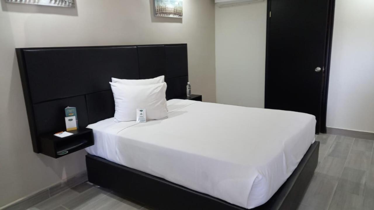 Hotel Siesta Real Μεξικάλι Εξωτερικό φωτογραφία